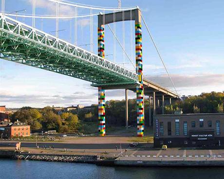 Un pont LEGO en Suède