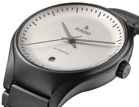 6 montres RADO True Designers