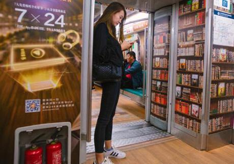 Pékin : des rames du métro transformées en bibliothèque
