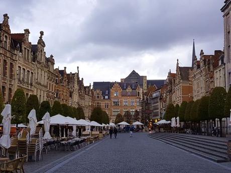 perspective oude markt leuven louvain