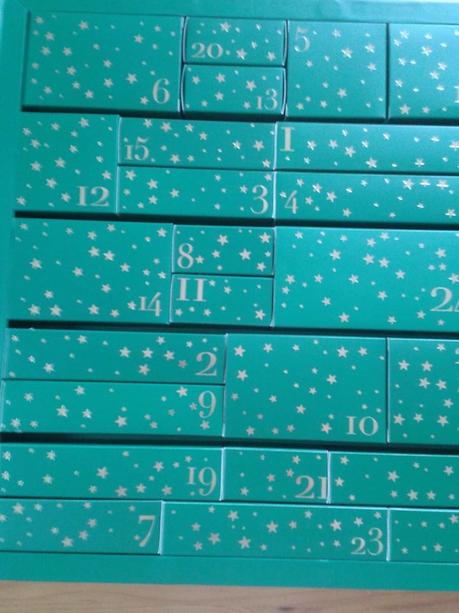 glossybox calendrier de l'avent , advent calendar by glossybox glossybox calendrier de l'avent , advent calendar by glossybox