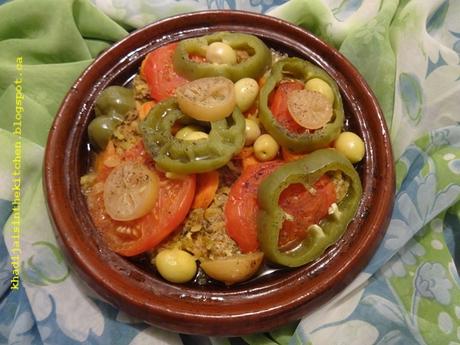 TAGINE DE BOULETTES DE SARDINES / SARDINES BALLS TAGINE / TAGINE DE ALBÓNDIGAS DE SARDINAS / طاجين كرات السردين