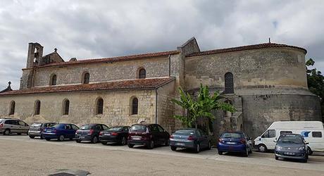 Balade estivale : Petite visite de la ville de Pons