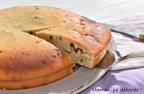 Gâteau au yaourt et lait ribot aux pépites de chocolat