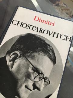 Dimitri Chostakovitch, Krzysztof Meyer