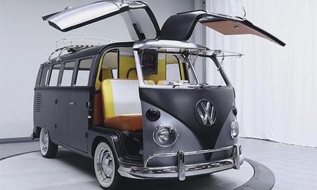 Back_to_the_Future_1967_Vintage_VW_Bus_2017_01