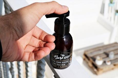 Baume après rasage pour apaiser la peau après le rasage. Ce baume est très agréable procurant une sensation de douceur et de confort Baume après rasage pour apaiser la peau après le rasage. Ce baume est très agréable procurant une sensation de douceur et de confort