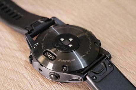 Garmin Fenix 5X : la baroudeuse endurante arriere-fenix5