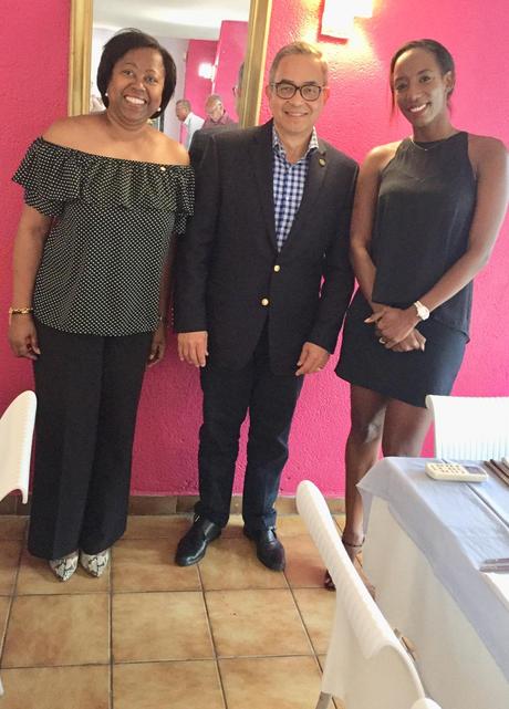 Le Gouverneur du District 7030 du Rotary visite la Guadeloupe. Le Gouverneur du District 7030 du Rotary visite la Guadeloupe.