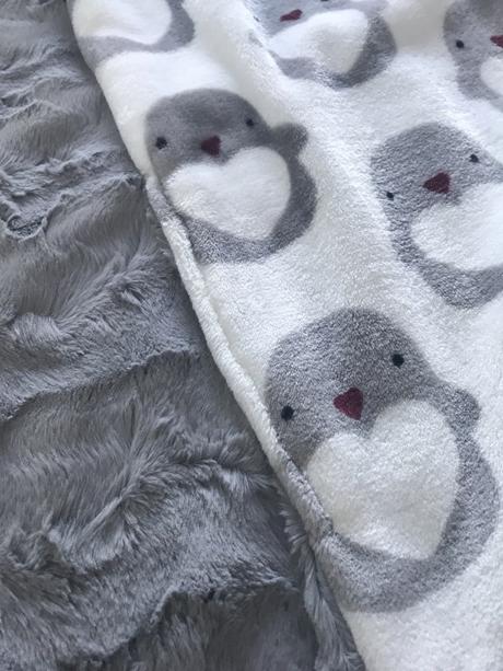 DIY : une couverture toute douce pour bébé DIY : une couverture toute douce pour bébé
