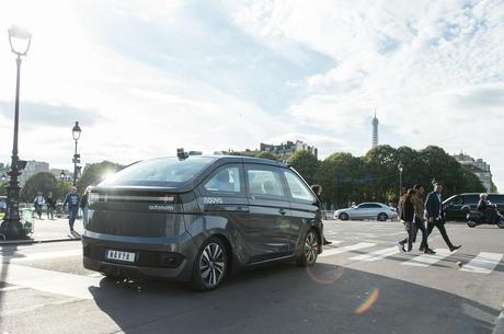 Découvrez le premier taxi autonome de cette start-up française