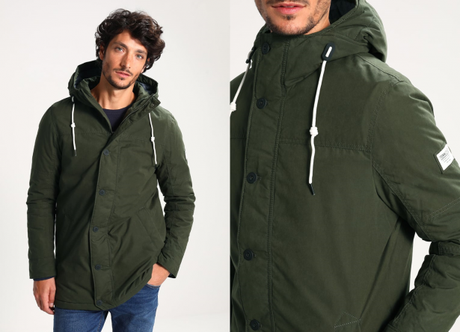 Parka homme kaki à 99,95€ Parka homme kaki à 99,95€