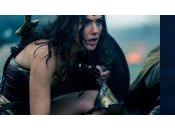 Wonder Woman rend armes face Star Wars