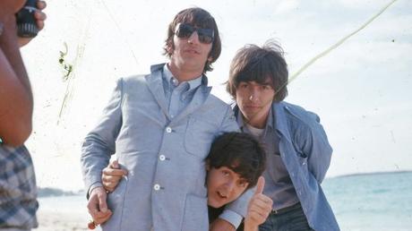 De belles photos des Beatles à vendre #TheBeatles #help De belles photos des Beatles à vendre #TheBeatles #help