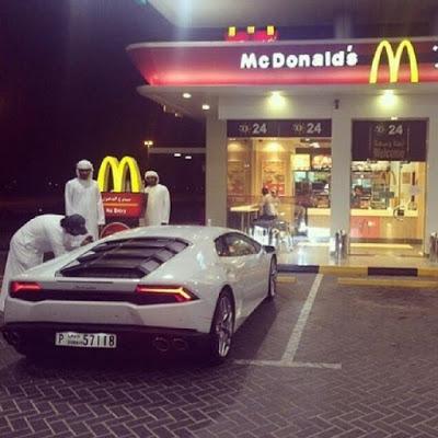 25 photos qui montrent la richesse incroyable des gens à Dubaï !