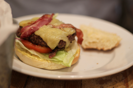 Paris City Guide : Bistrot Burger Paris City Guide : Bistrot Burger