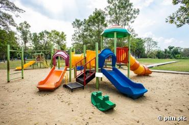 Les aires de jeux des enfants contaminées par les pesticides Les aires de jeux des enfants contaminées par les pesticides