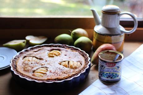 Tarte à la crème de marrons, aux poires et au chocolat