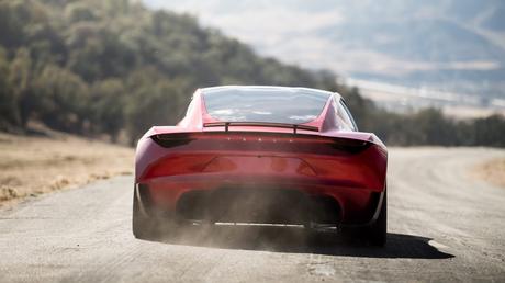 One more thing: la Tesla Roadster Roadster_Rear_Profile-1280x720