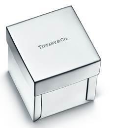 Tiffany & Co. – Christmas shop éphémère au flagship des Champs-Elysées