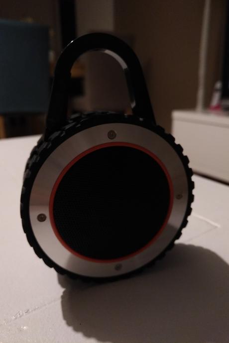 FRESHeTECH : l’enceinte étanche et tout terrain FRESHeTECH : l’enceinte étanche et tout terrain