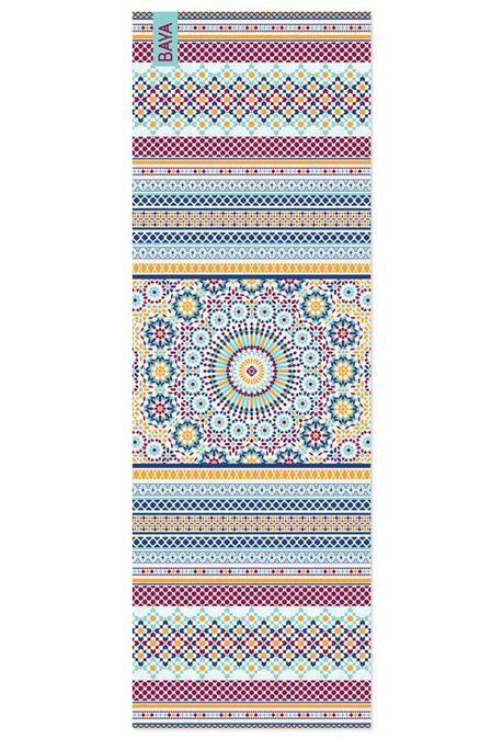 Baya, le yoga de la tête au tapis Baya, le yoga de la tête au tapis