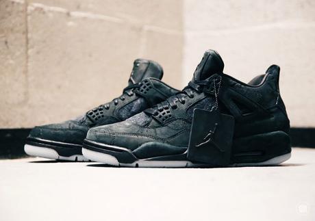 Air Jordan 4 x Kaws Black