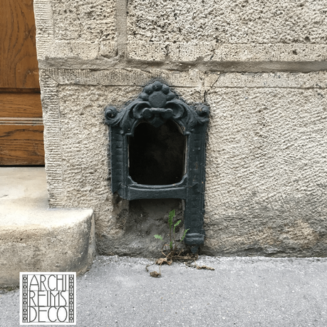 Rue de Nanteuil – gratte-pieds et Chasse-roues