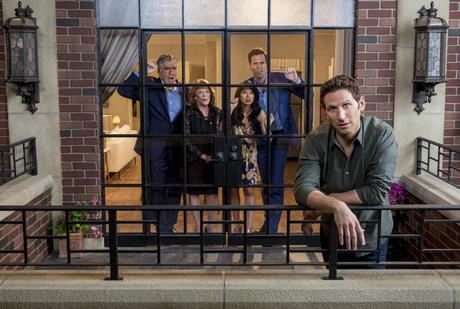 [Série TV] 9JKL : Et si vous habitiez à côté de votre famille ?