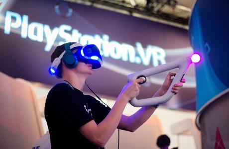 Nouveau casque de réalité virtuel Sony Playstation