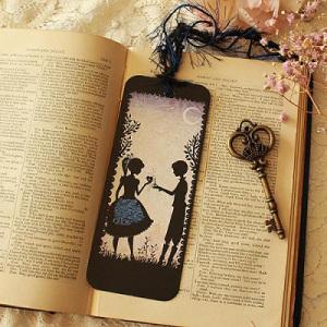 Quelques idées cadeaux pour les amoureux de livres il_570xN.1243667754_twc8