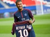 Découvrez livre: Neymar, nouveau