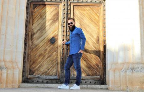 Look Les garçons faciles - Chemise Denim en Jersey de coton Indigo - @Lhommetendance.fr 