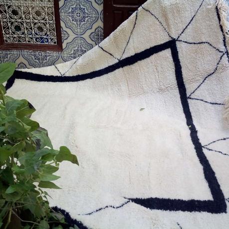 Fabrication d'un Beni Ouarain sur mesure Grand tapis Beni Ouarain