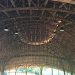 La salle de sport construite en bambou de la Panyaden School signée Chiangmai Life Construction