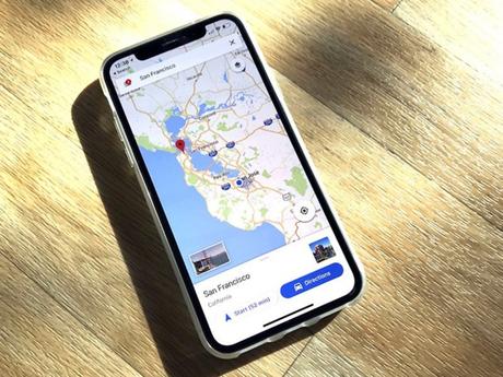 Google Maps s'adapte à l'écran de l'iPhone X (et c'est beau)