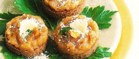 Crostini au pesto de noix Crostini au pesto de noix