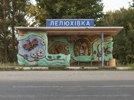 L’architecture délirante des arrêts de bus soviétiques par Christopher Herwig