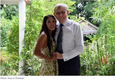 Isaan Love Triangle Thai Men Found Lacking by Farang-Loving Women (enquête) Isaan Love Triangle Thai Men Found Lacking by Farang-Loving Women (enquête)