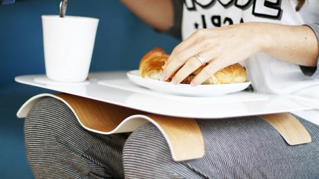 Kneestation le plateau ergonomique par Charles Plassard