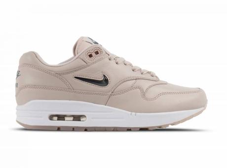 AA0512-601 Nike Air Max 1 Jewel Silt Red wmns