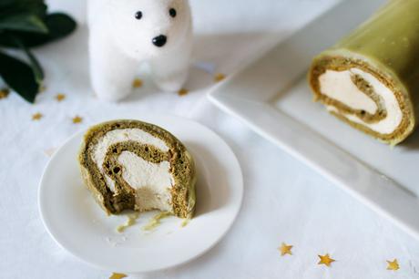 Bûche de Noël au matcha, chocolat blanc et vanille