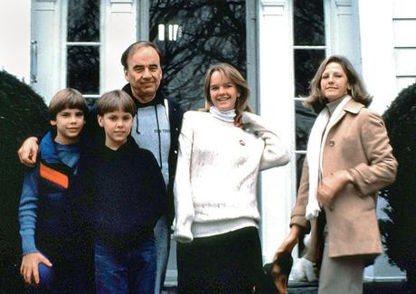 La Vente Qui Cachait la Succession