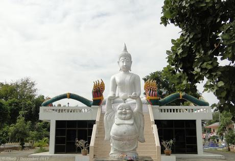 Issan, Pour voyageurs non pressés: Temple-lotus et extension (vidéo)