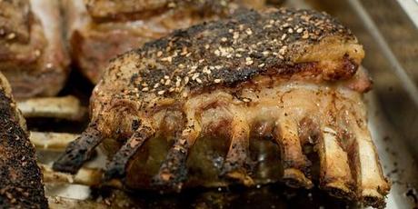 Carré d’agneau persillé