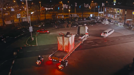 Burger King joue au Père Noel et trolle Mc Donald’s Burger King joue au Père Noel et trolle Mc Donald’s