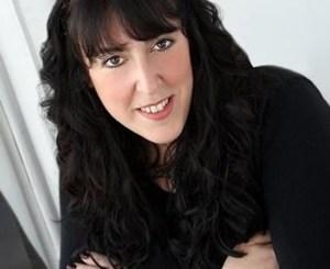 Bientôt la suite de la nouvelle série de Sarah J. Maas