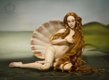 La Vénus de Botticelli version poupée japonaise articulée