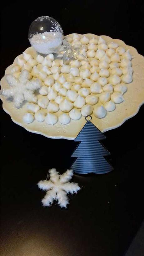 Bredeles alsaciens: Petites meringues
