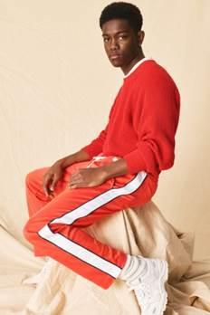 AMI DEVOILE SA PREMIERE PRE-COLLECTION AMI DEVOILE SA PREMIERE PRE-COLLECTION